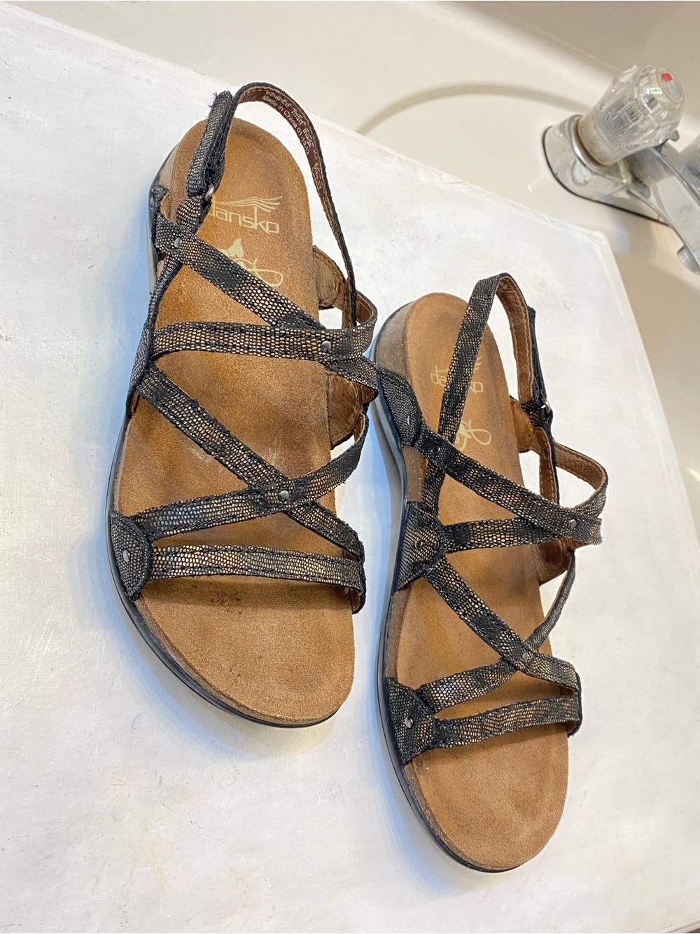 Dansko Jovie Strappy Slingback sandals size 37, US women’s size 6 good condition